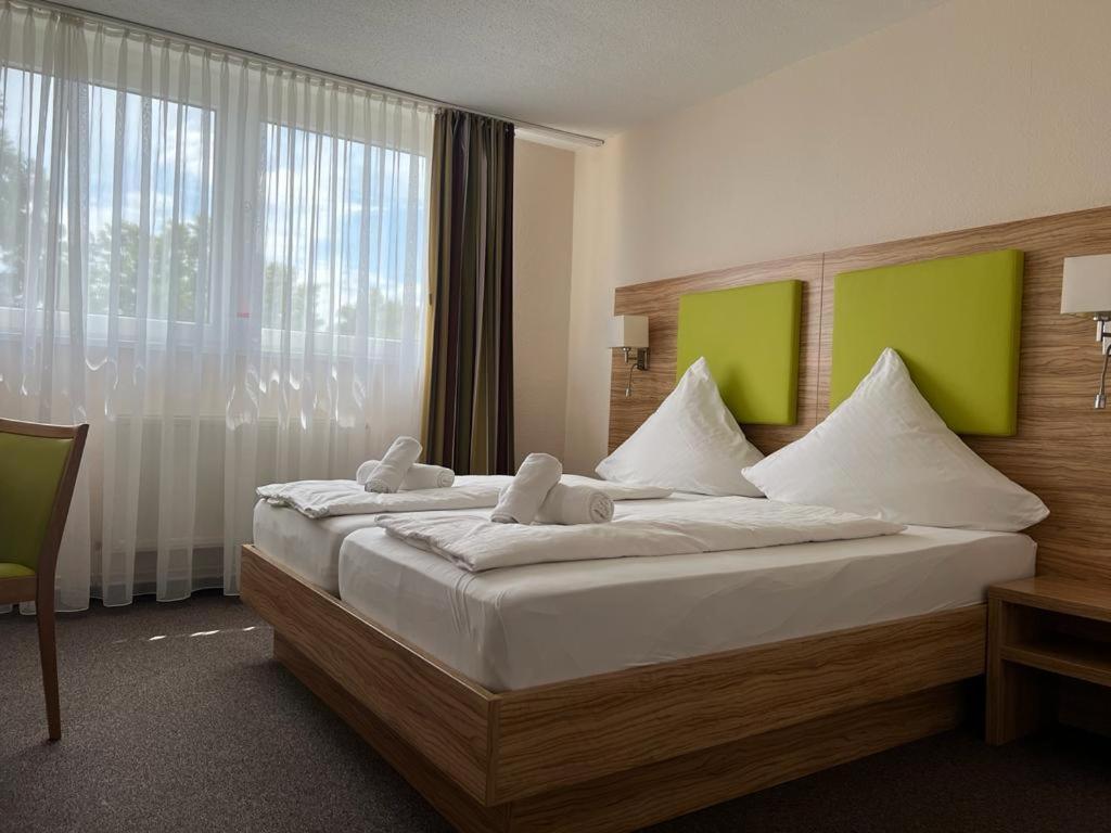 Hotel Ziegenkrug - Pritzwalk Eksteriør billede